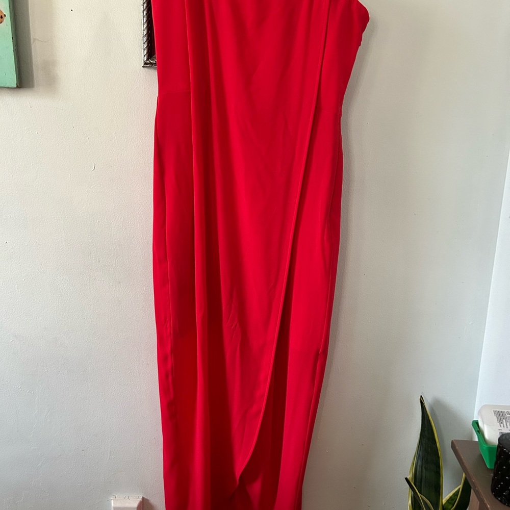 Elegant Red Evening Gown